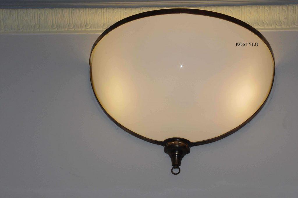 luxury_huge_modern_brass_wall_lamp_handrafted_by_kostylo_atelier A close-up of the luxurious, handcrafted brass wall lamp custom-made by Kostylo atelier for the historic foyer. The wall lamp shade is also handcrafted to order