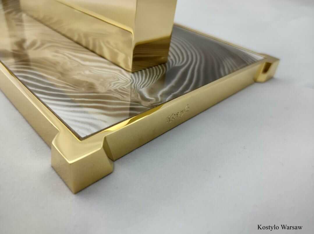 luxury_modern_gold_plated_inkwell_signed_kostylo_atelier original design of inkwell is Kostylo creation combining modern style with touch of Art Deco elegance designed Kostylo atelier