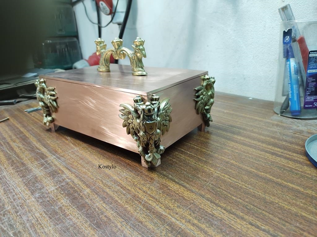 copper-plated jewelry box with hand-chased figurines of imperial eagles, prepared at Kostylo atelier